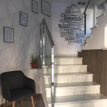Hostal Maribel Almeria Ngoại thất bức ảnh
