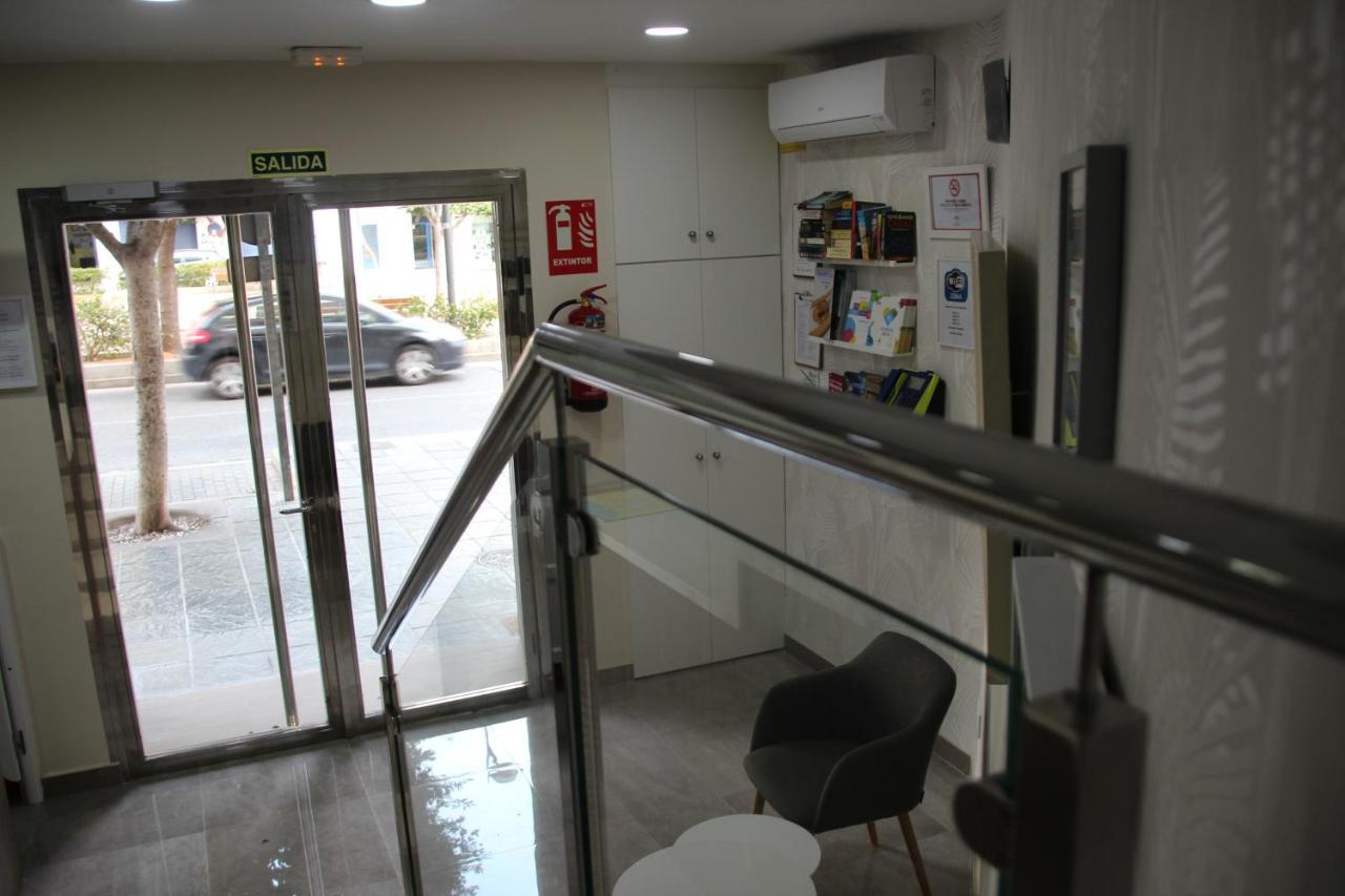 Hostal Maribel Almeria Ngoại thất bức ảnh